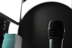 新华时评：搞二元对立没有出路图片
