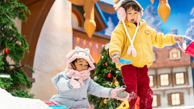 耀雪、海昌双园焕新升级，解锁临港冬日度假新玩法
