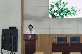 青岛市2025年高考政治三轮复习培训会在平度九中举行图片