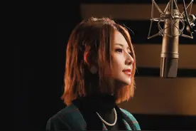 《繁花》金曲《赤的疑惑》上线 阿细歌声撩动心弦唱爱人时光图片
