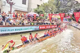 佛山公益福彩为叠滘龙船漂移“添彩”图片
