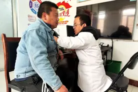 刁振鲁：小身躯大能量的乡村医生图片