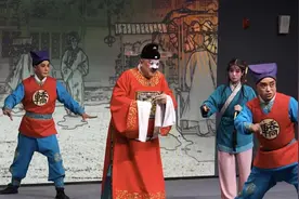 金不换来到咱港区图片