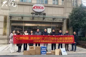 新年心愿｜喜欢唱歌的女孩，笑起来很美图片