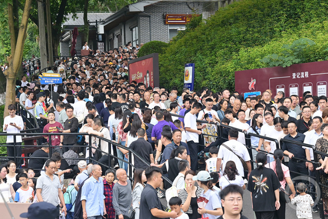 国庆假期重庆红色旅游景点持续火爆
