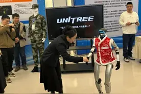 保定新产业拥抱新未来 | 数字赋能，让城市转型步伐更轻盈——保定市大力发展数字经济观察图片