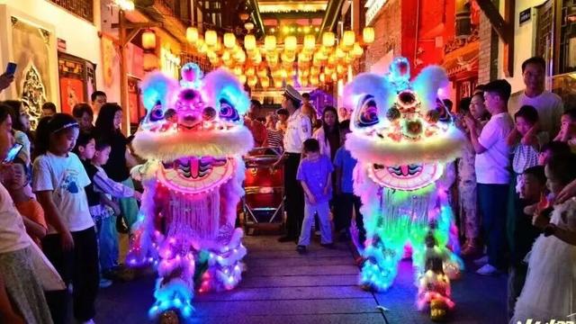 双节同庆，夜GO嗨！“活力夜广西”率先点燃贺州夜晚