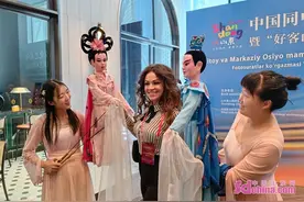 传播非遗文化 青岛莱西木偶在乌兹别克斯坦“出圈”图片