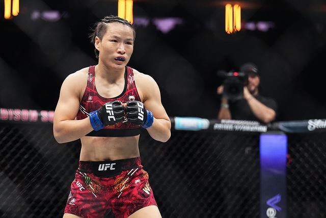 张伟丽挑战蝇量级冠军舍甫琴科失败，但她的未来依然不可限量