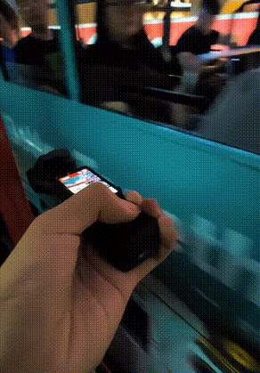 中产「电子三件套」，没有 iPhone