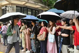 魔都眼｜高考语文考试结束， 期待考生写出“传”世作文图片