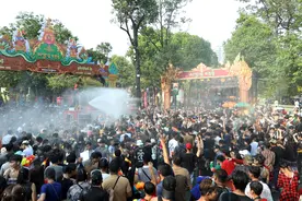 柬埔寨迎接传统新年图片