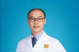 深圳外卖小哥常年喝可乐，不敢张嘴笑，原因竟是……图片