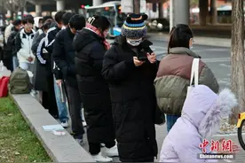 20余省份公务员省考今举行，招录计划向应届生倾斜图片