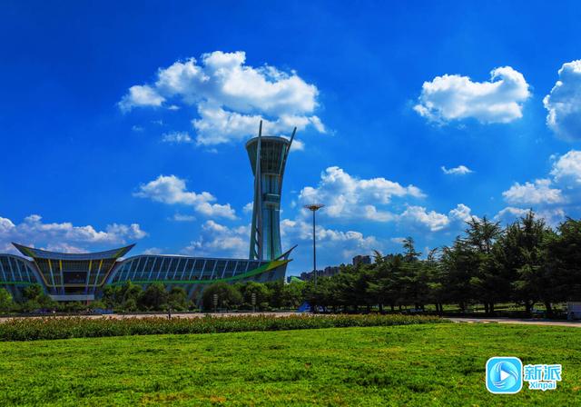 美出天际的市人民广场——令人骄傲的潍坊风景！
