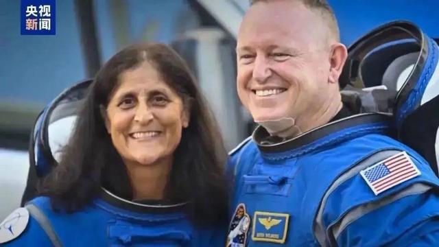 首次“换船”返航成功，神舟二十号乘组搭乘神舟二十一号顺利回家，工程师称“舷窗裂纹是航天员检查发现的”