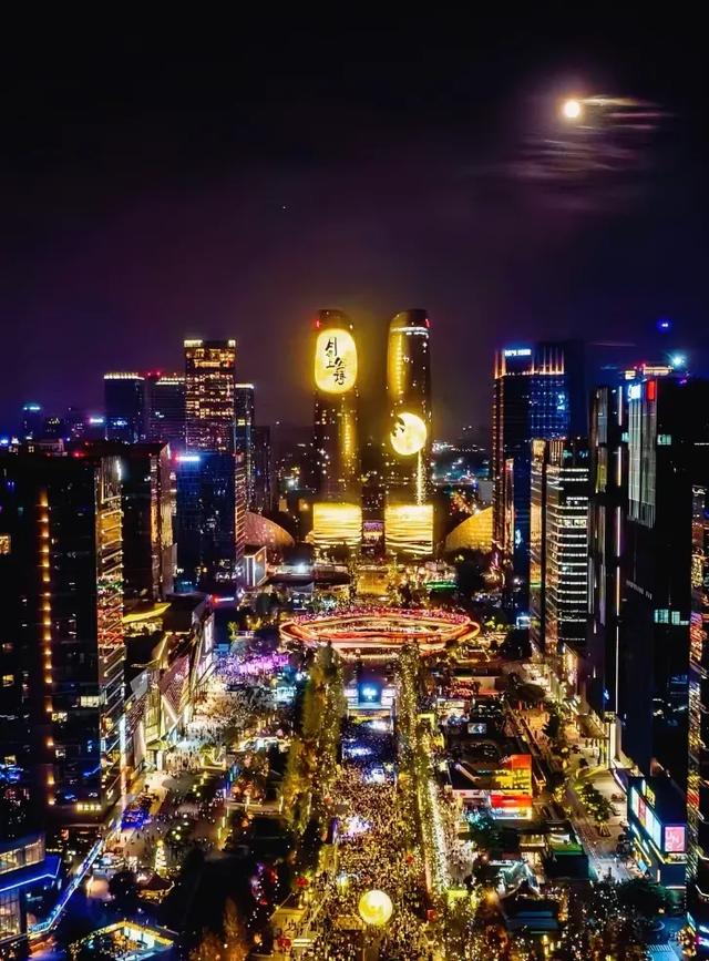 太夸张!在成都过中秋,场面这么震撼