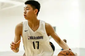 崔永熙成为第七位登陆NBA的中国球员：小时候因“玩具枪”开启篮球之路图片