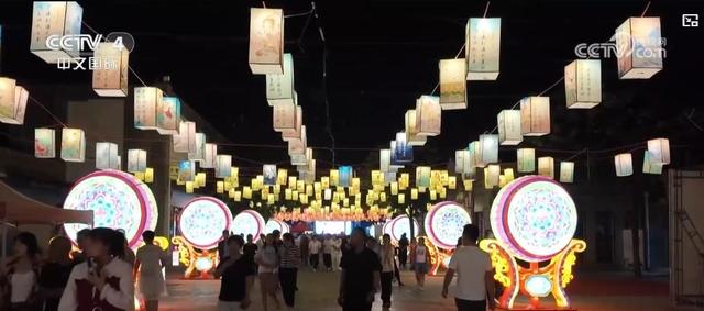 武术+非遗+夜游！多元化、沉浸式消费场景点亮古镇夜经济