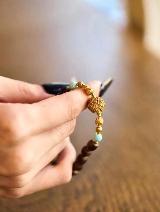 真不懂	，为啥现在的明星和有钱人都偏爱这个“烂木头	”？