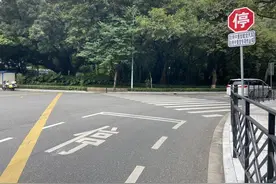 路口猛于虎！广州交警今年已设“右转必停”标志牌逾850处图片