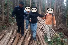 女子走小道爬山，却不慎被落石砸伤……图片