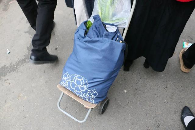 龙泉的早高峰在西河综合市场