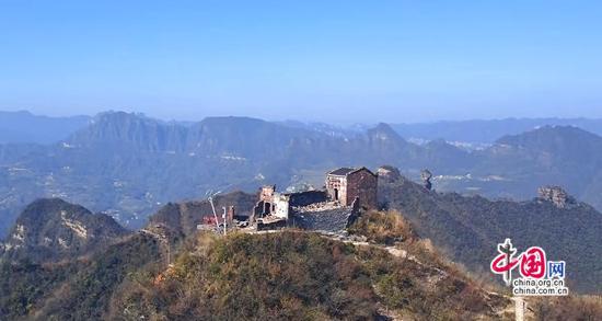 张家界武陵源：避开人潮 登高赏景两相宜