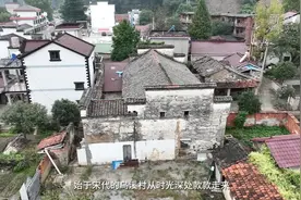 （依依古村里）泼墨宣纸写乌溪图片
