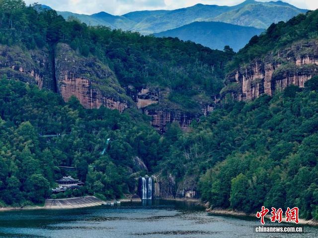 福建三明山清水秀风光美