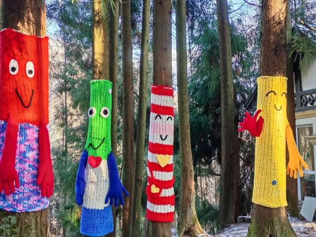 【超级福利】1小时直达成都“小瑞士”！冰雪徒步/雪地魔毯/音乐会/NPC巡游……