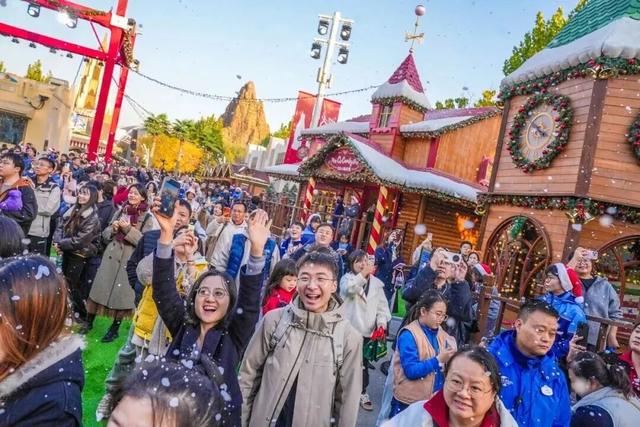 漫天“飘雪”！北京游乐园“天花板”！全龄嗨玩！