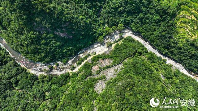 安徽霍山：绿水青山间的“激流淘金”