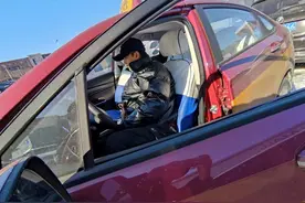 老王的出租车巡游日记：怎么让乘客知道我能招手停车？图片