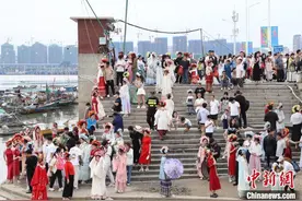 福建泉州“五一”假期文化旅游受热捧图片