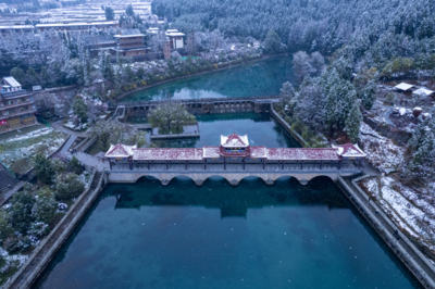 雪润凉山 | 一景一诗，一城一画