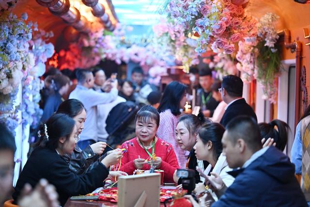 【中国那些事儿】外媒：“China Travel”热度不减 未来五年中国将打造更高质量旅游体验