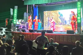 9场花鼓戏精彩纷呈好热闹！宁乡市夏铎铺镇“送戏下村”活动将持续至11月图片