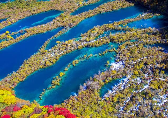 中国铁路：便利九寨沟景区旅游，加开198列动车组