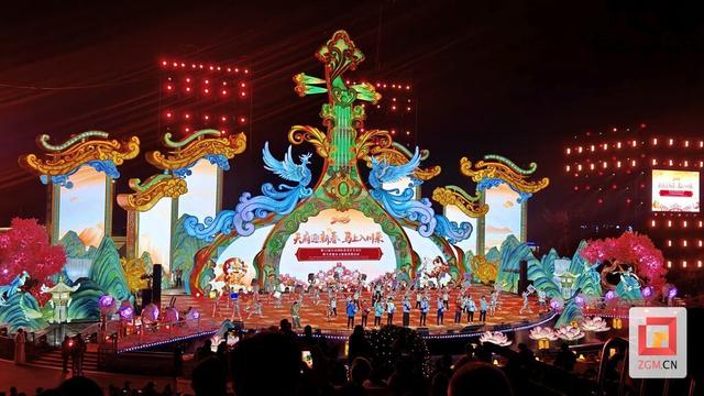 快讯！第三十二届自贡国际恐龙灯会璀璨开幕 邀君共赴新春光影之约