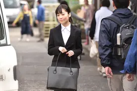 打工人失业后，为什么不敢断缴社保？图片