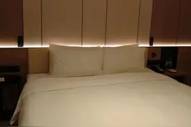 五一假期外出住宿卫生引热议，一次性用品真的安全吗？图片