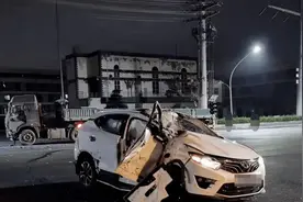 出车祸致求助人受伤，蓝天救援队被索巨额赔偿，队长叫屈：我们是个穷队伍图片