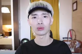 赴大陆旅游讲实话反被批评 钟明轩自爆发疯抑郁！图片