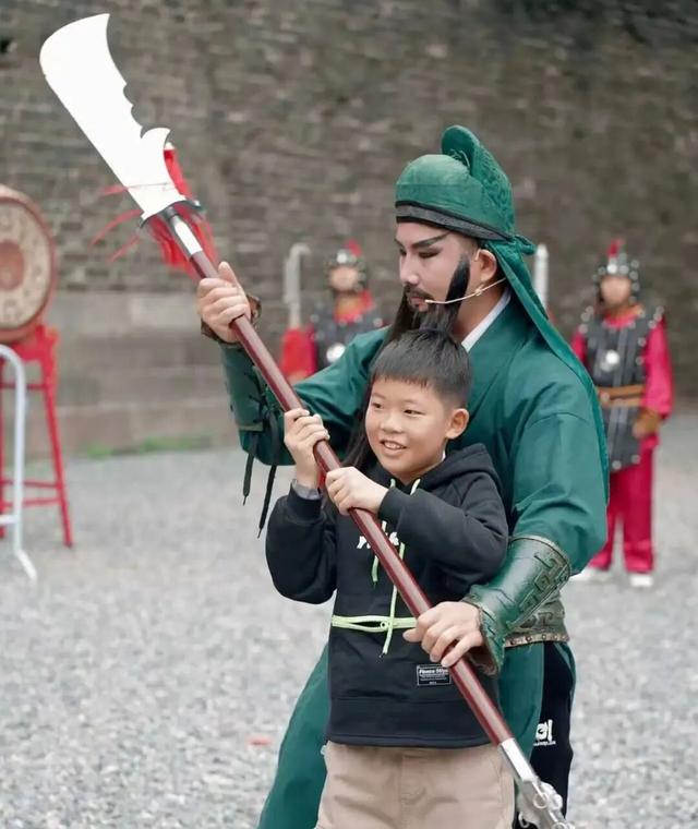 又升级了！五一黄金周，荆州十二时辰节目单抢鲜看→