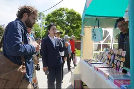 “五一”假期首日北京市属公园共接待游客50万人次图片