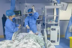 他们坚守一线，守护健康“不打烊”图片