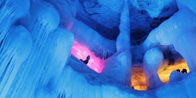 想赏秋？就去芦芽山，这里的秋日景致超赞！