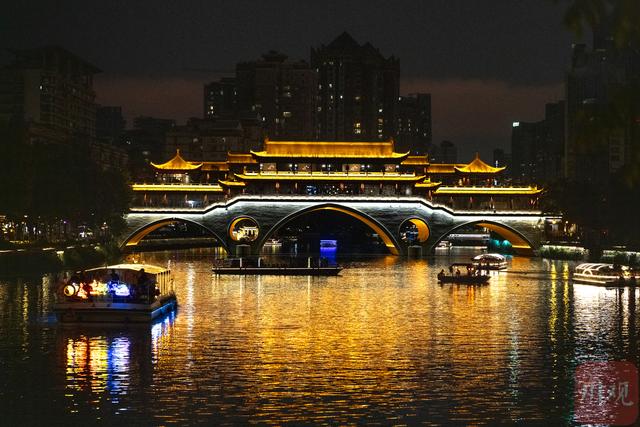 锦江船长夜游记丨活力中国调研行