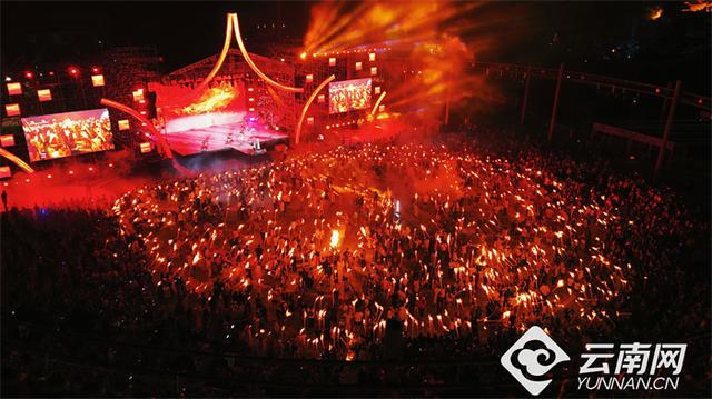【高清组图】云南民族村：点燃火把节狂欢热情